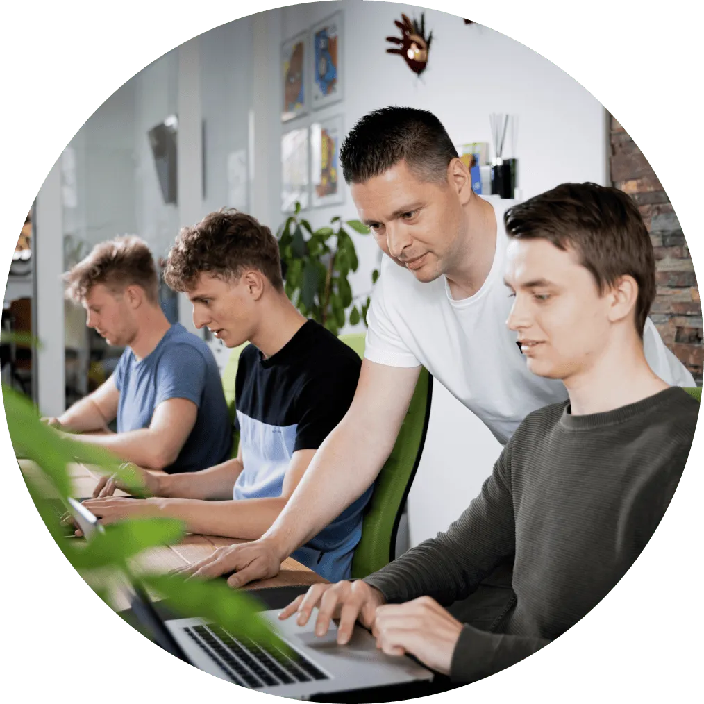 Back-end development als onzichtbare motor achter een website