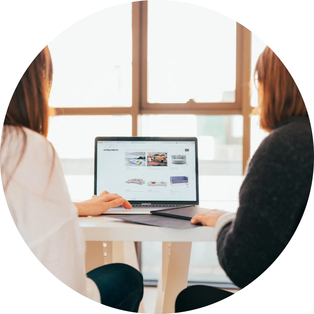 Schema met de 5 stappen van de customer journey